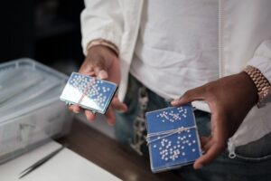 How to Use Credit Cards Responsibly